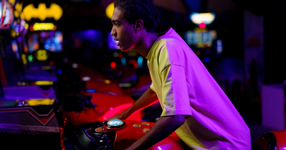 Complete Guide to Infinity Mall Andheri: Stores, Food & Fun