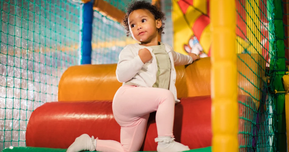 Complete Guide to Infinity Mall Andheri: Stores, Food & Fun