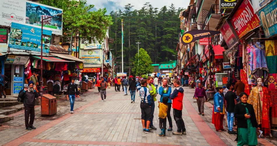 Bargain Shopping Guide to Lokhandwala Market, Andheri