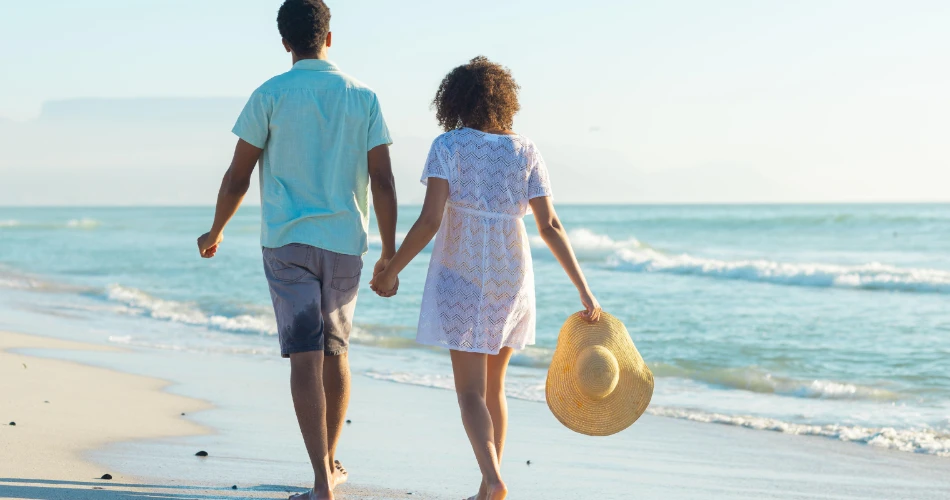 Versova Beach Mumbai: A Peaceful Escape from City Chaos