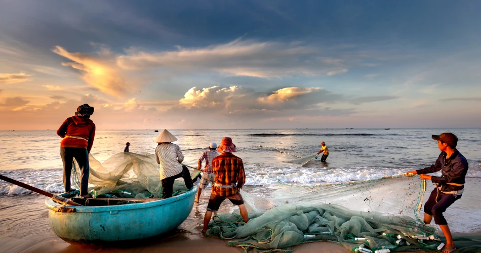 Versova Beach Mumbai: A Peaceful Escape from City Chaos